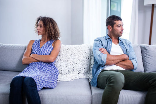 10 Smart Tips to Help You Survive a Rough Patch in Your Relationship - Joyful Couple
