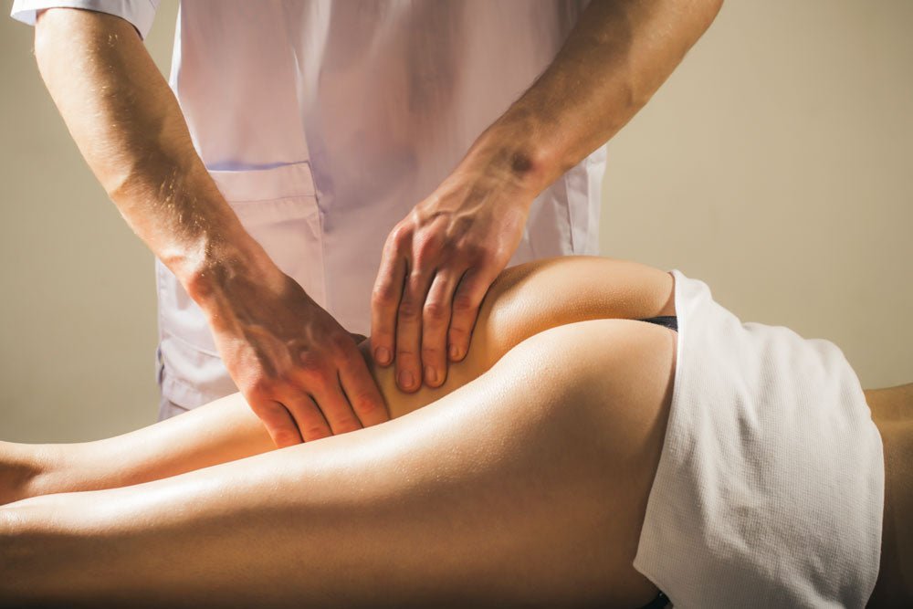 The “Don’ts” of a Sensual and Sexy Couples’ Massage - Joyful Couple