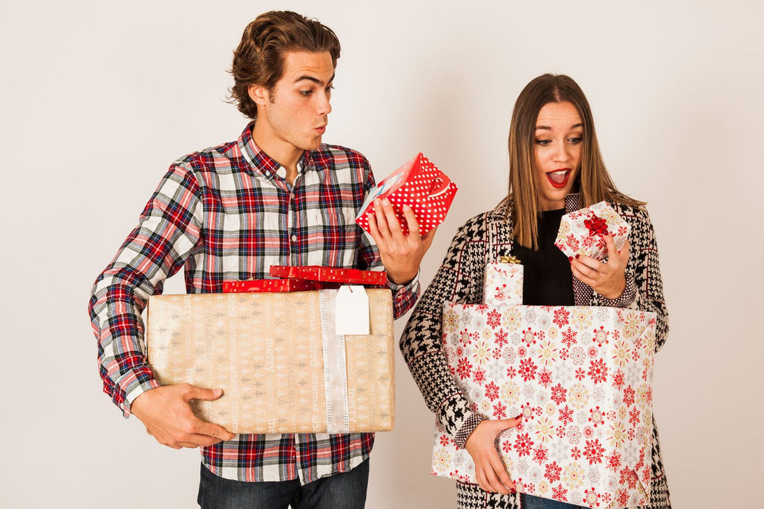 Winter Holiday Gift Guide for Couples: Romantic & Cute Gifts - Joyful Couple